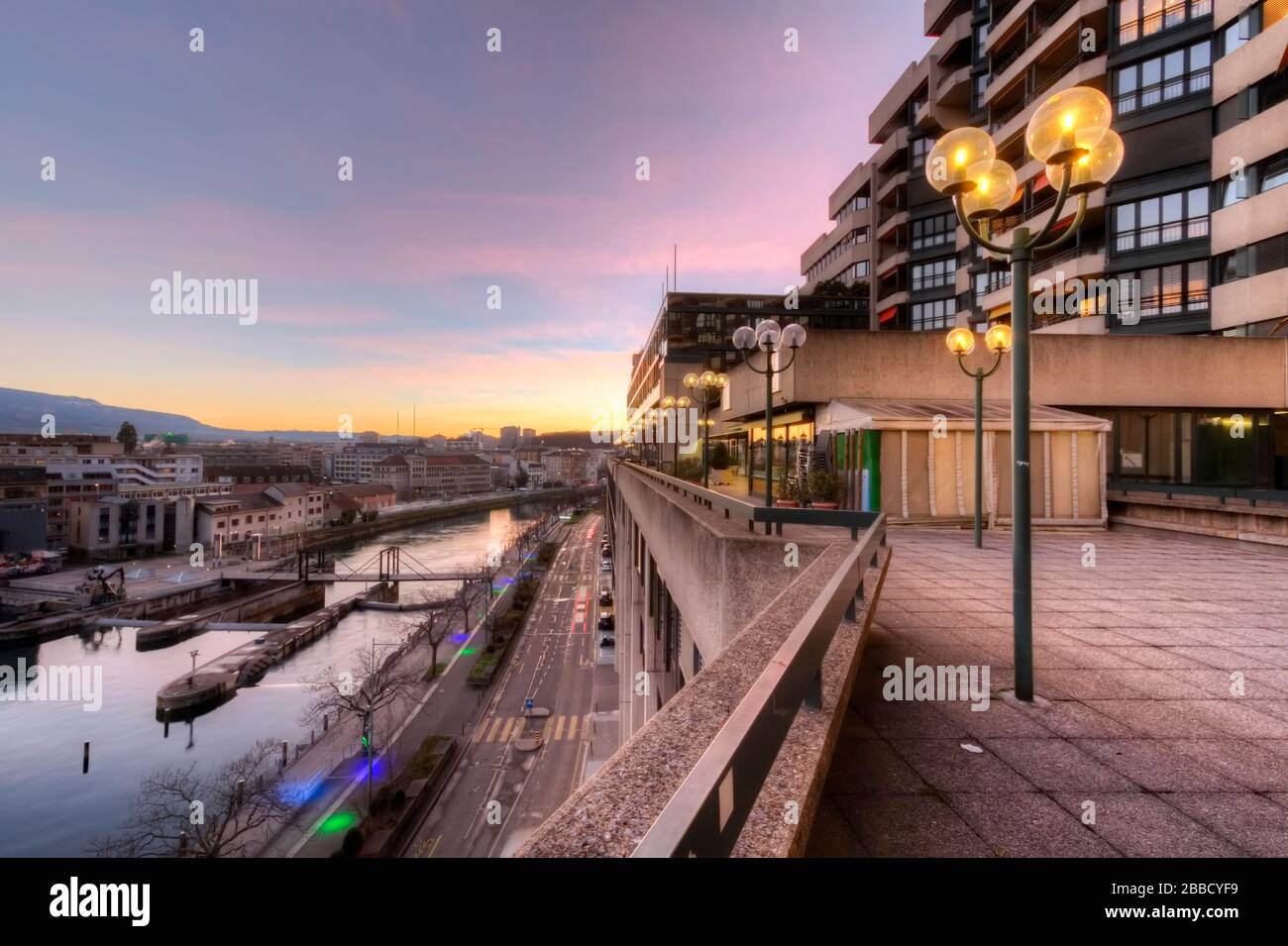 Rhone Fluss und alte Gebäude, Genf, Schweiz - HDR Stockfoto
