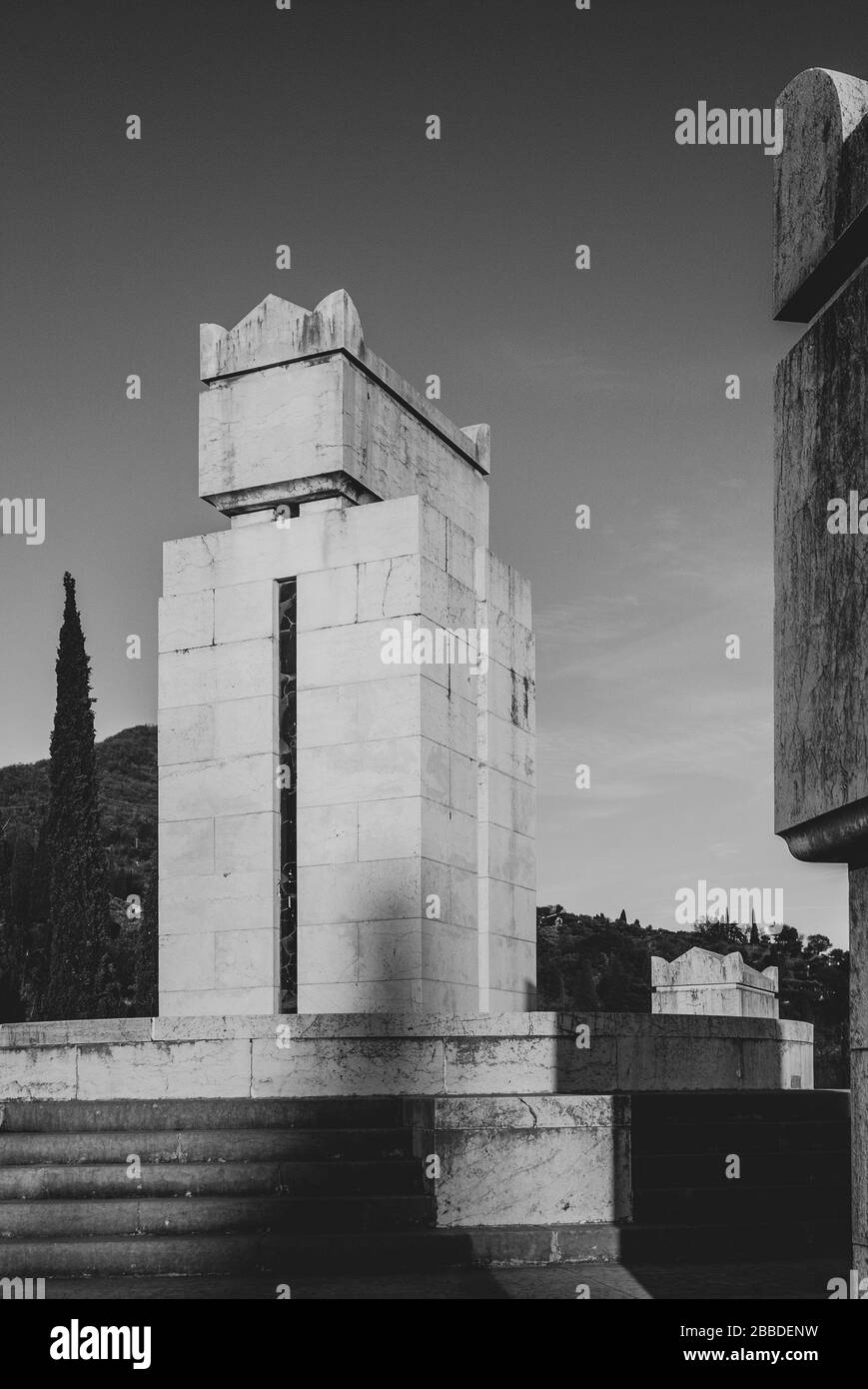Mausoleum der Dichterin Gabriele D'Annunzio am Vittoriale degli Italiani Stockfoto
