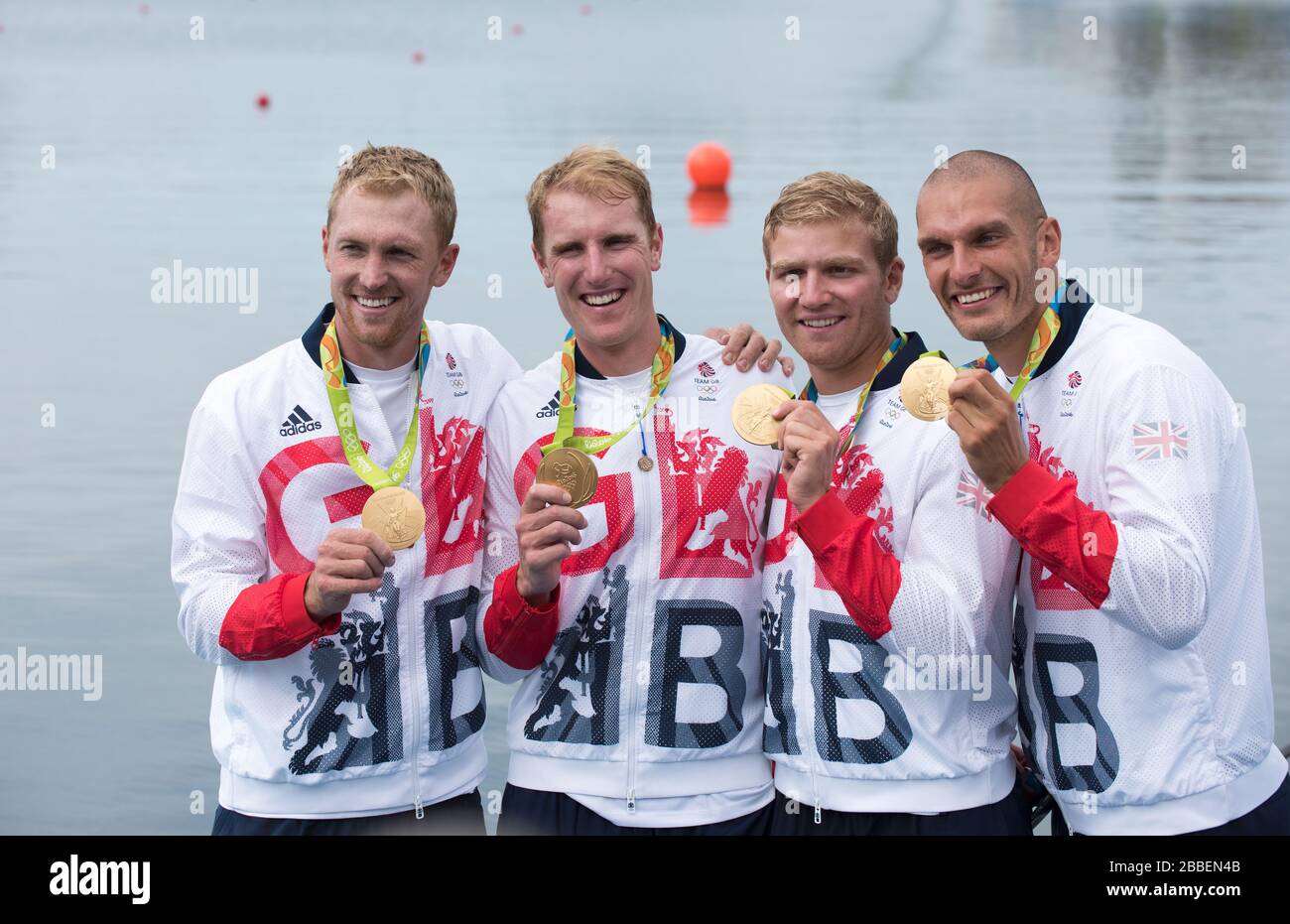 Rio de Janeiro. BRASILIEN Goldmedaillengewinner Herren vier Finale. GBR M4-, Bow. Alex GREGORY, No Shibi, George NASH und Stan LOULOUDIS., 2016 Olympic Rowing Regatta. Lagoa Stadium, Copacabana, "Olympische Sommerspiele" Rodrigo de Freitas Lagune, Lagoa. Lokale Zeit 17:07:30 Freitag, 12.08.2016 [obligatorische Gutschrift; Peter SPURRIER/Intersport Bilder] Stockfoto