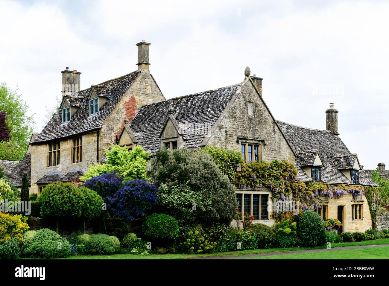 Eines der vielen Häuser in Chipping Campden in den Cotswolds in England Stockfoto
