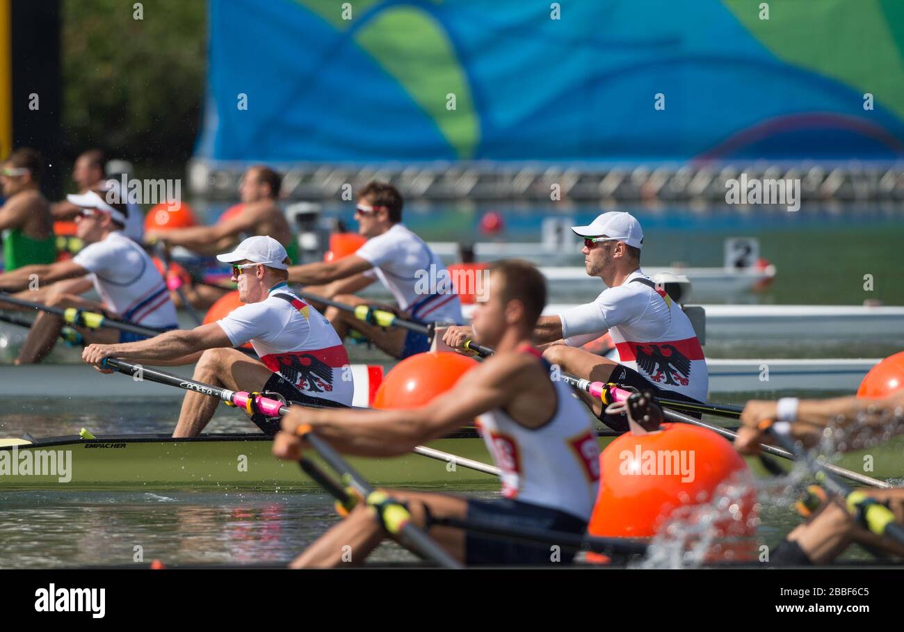 Rio de Janeiro. BRASILIEN. GER M2X. Schleife. Marcel HACKER und Stephan KRUEGER, 2016 Olympic Rowing Regatta. Lagoa Stadium, Copacabana, "Olympische Sommerspiele" Rodrigo de Freitas Lagune, Lagoa. Lokale Zeit 10:42:00 Dienstag, 09/08/2016 [Pflichtgutschrift; Peter SPURRIER/Intersport Images] Stockfoto