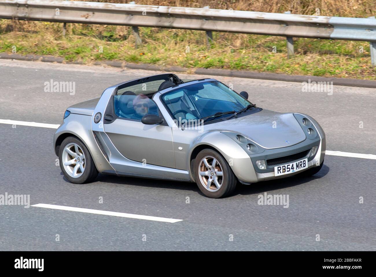 Smart Roadster Stockfotos Und Bilder Kaufen Alamy