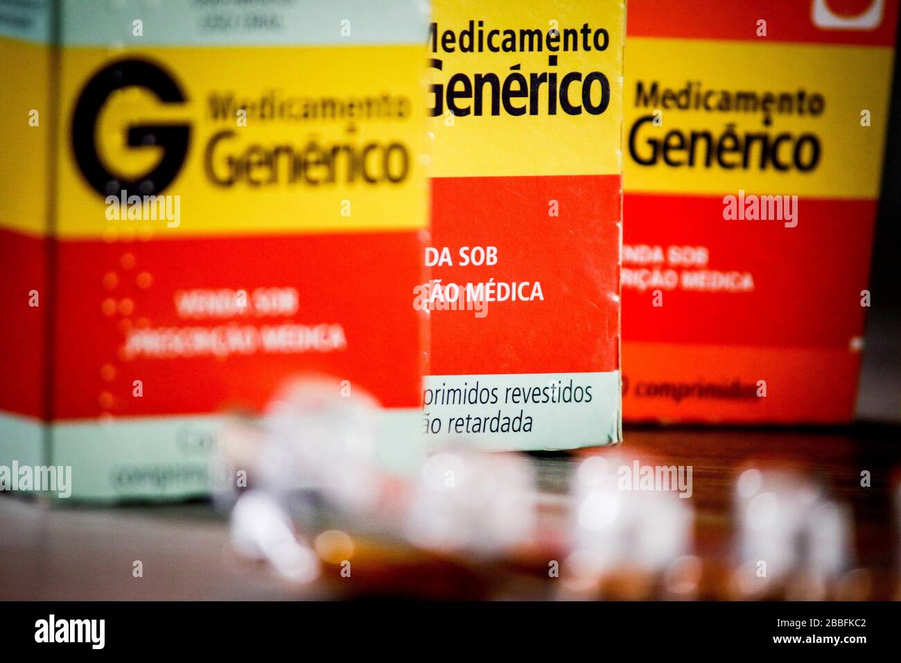 SÃO PAULO, SP - 31.03.2020: REAJUSTE NO PREÇO MÁXIMO DE MEDICAMENTOS - es beginnt an diesem Mittwoch (01), die Anpassung in der Tabelle der Höchstpreise für Medikamente zur kontinuierlichen Anwendung bei der Behandlung schwerer Krankheiten. Nach Schätzungen der Industriegewerkschaft Pharmazeutische Produkte (Sindusfarma) wird der Anstieg bei Arzneimitteln, deren Markt wenig Konkurrenz durch Generika hat, bei Arzneimitteln um 3,23 %, bei Arzneimitteln mit mittlerer Konzentration um 4,22 % steigen. Die größte Anpassung wird sich auf Medikamente mit stärkerem Wettbewerb, die Erhöhung wird 5,21%. (Foto: Aloisio Mauricio/Fotoarena Stockfoto