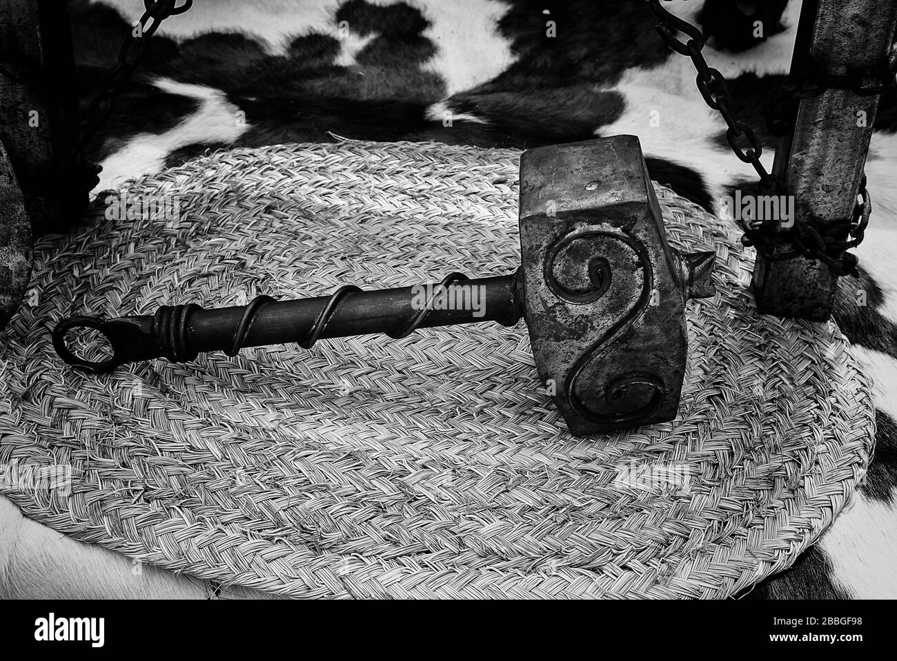 Antiken mittelalterlichen Metall Rüstung Helm, Krieg und champion Stockfoto