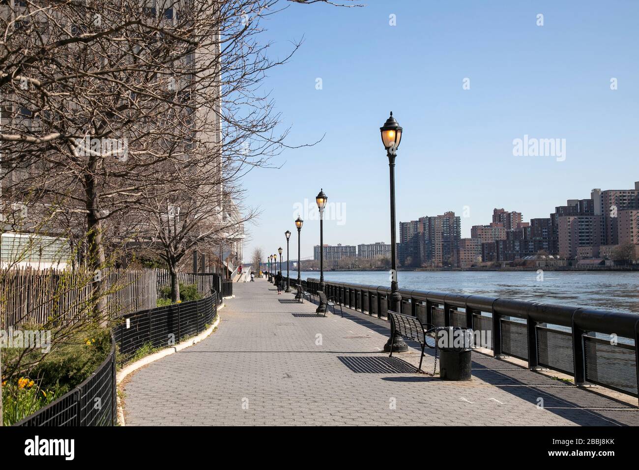 Die East River Esplanade, New York City. Stockfoto