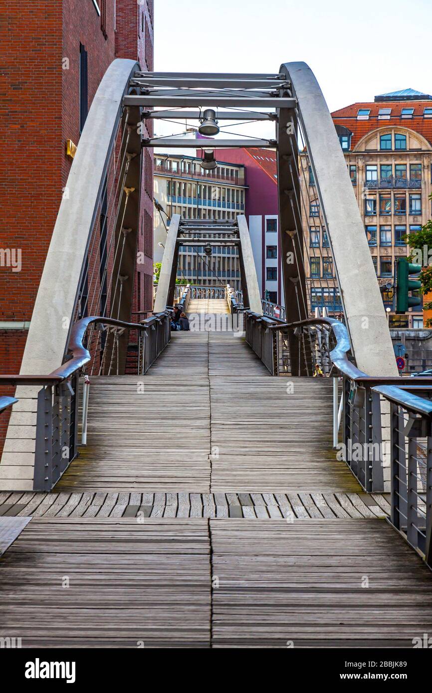 Kibbelsteg Brücke über den Brooksfleet Kanal im Speicherstadter Lagerviertel in der Hamburger Stadt Stockfoto