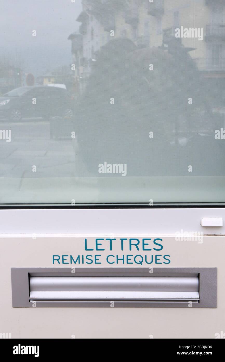 Boite aux lettres pour dépôt de chèques. Savoie. Frankreich. Stockfoto