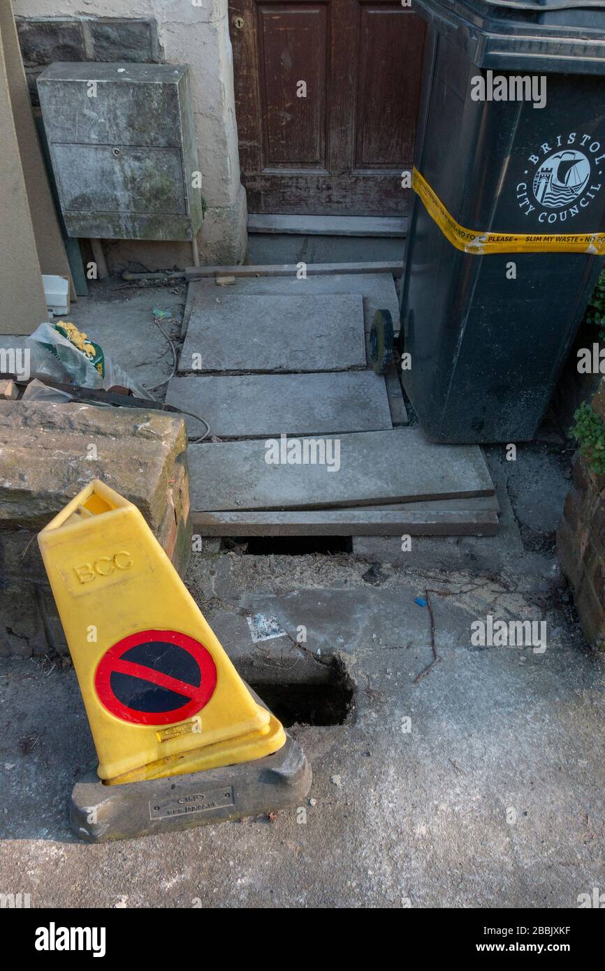 Bristol-März 2020-England - ein Nahblick auf ein Gebiet, in dem Renervationen zu Hause stattfinden Stockfoto