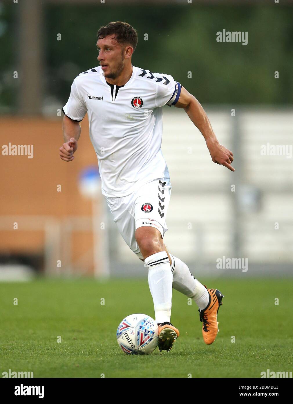 Jason Pearce von Charlton Athletic während des Europa League Qualifikationsspiel bei Belle Vue, Rhyl. DRÜCKEN SIE AUF "ASSOCIATION Photo". Bilddatum: Donnerstag, 25. Juli 2019. Sehen Sie sich PA Story SOCCER Connahs an. Der Fotowredit sollte lauten: Peter Byrne/PA Wire Stockfoto