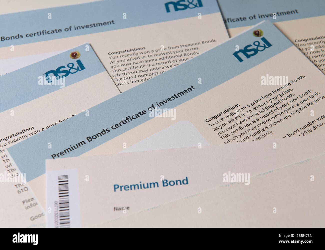 Gewinn von Premium Bonds, Reinvestitionszertifikaten von NS&I, Großbritannien Stockfoto