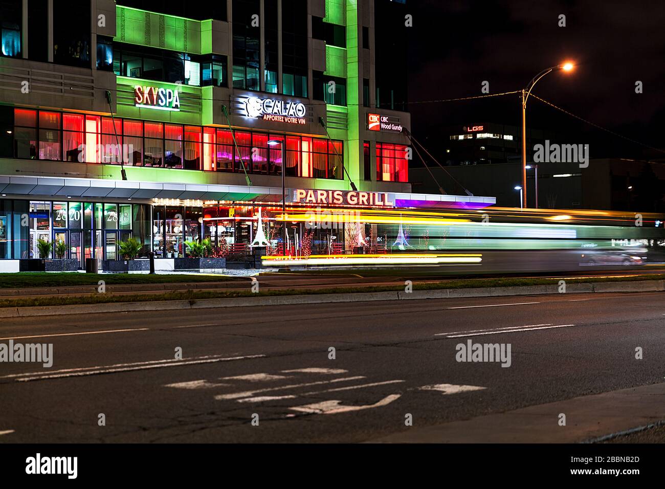 Nachtlicht - Paris Grill, BCB, CALAO, SkySpa - lange Belichtung Stockfoto