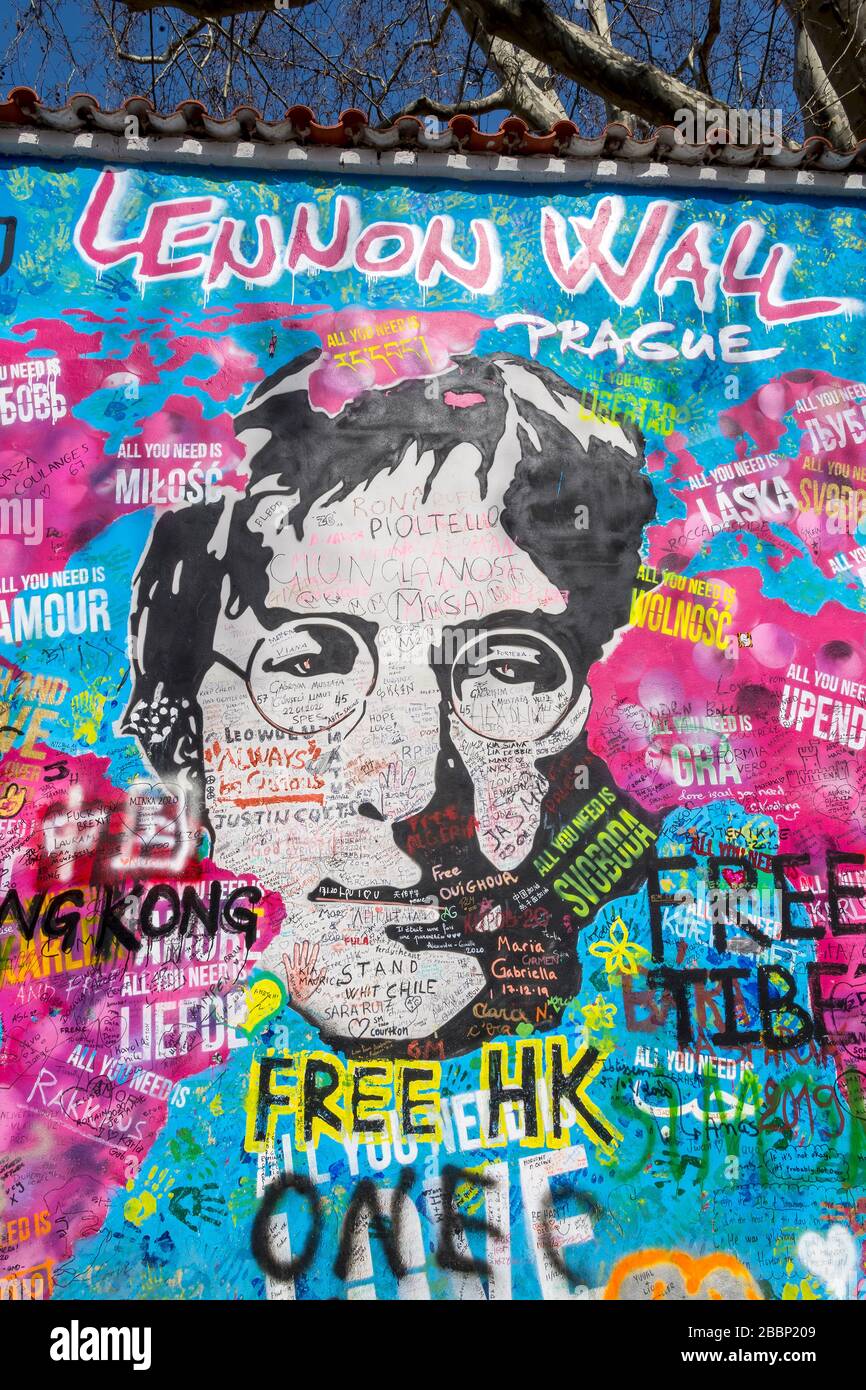 Die John Lennon Wall in Prag in der Zeit von Covid-19 Pandemy, Tschechien Stockfoto