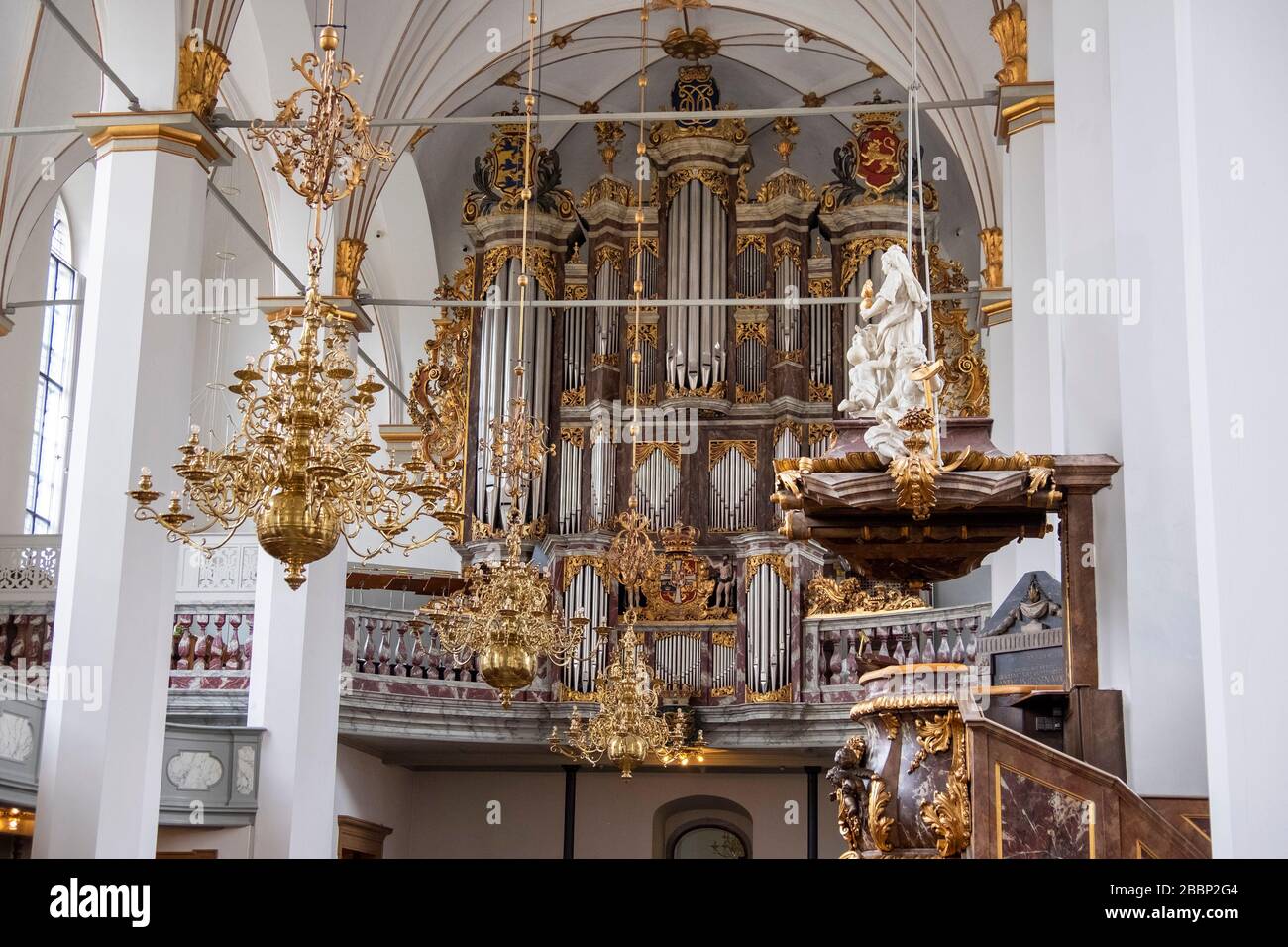Verzierte Kirchenorgel in der Trinitatis-Kirche in Kopenhagen, Dänemark, Europa Stockfoto