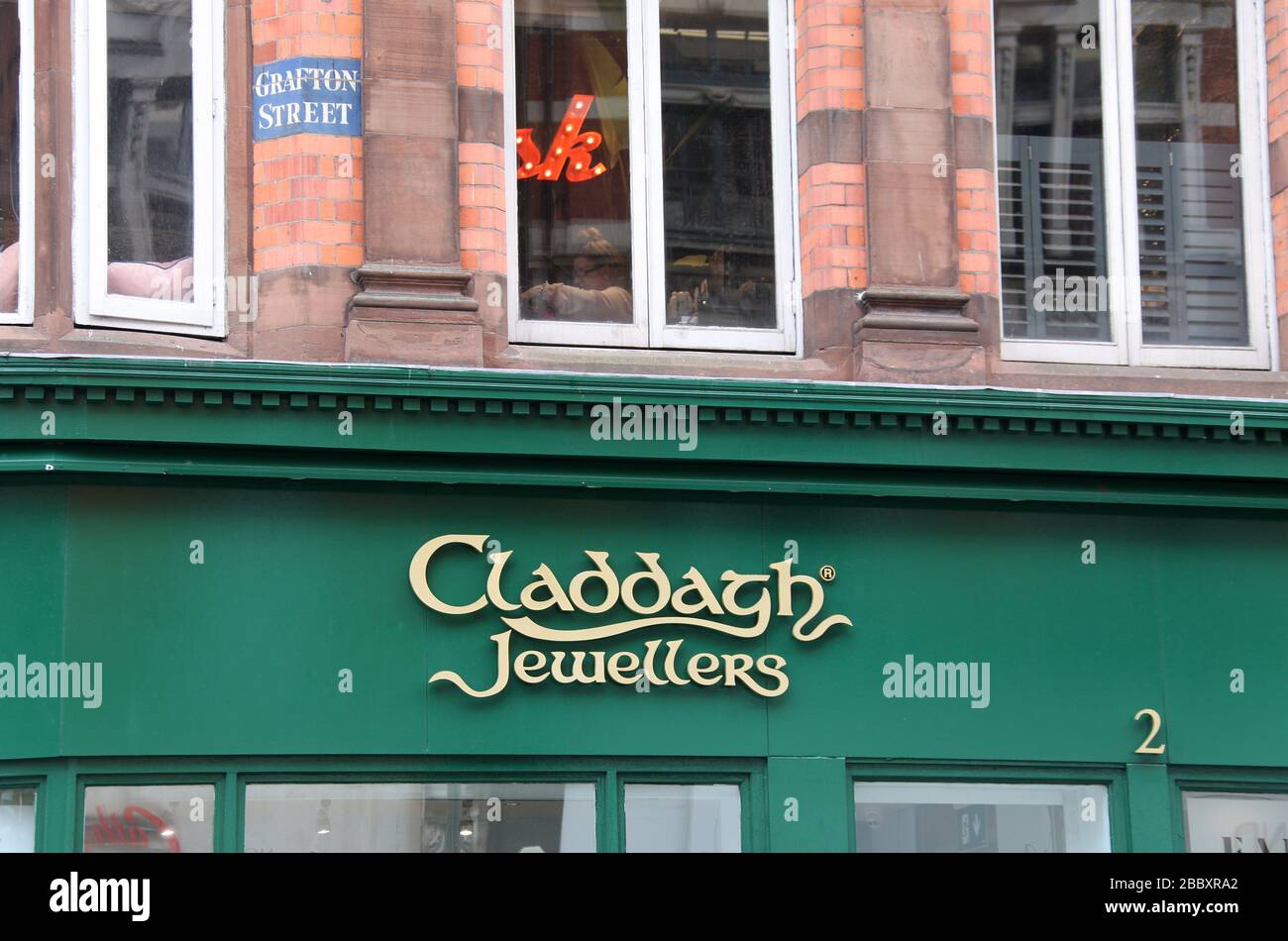 Claddagh Jewelers in der Grafton Street in Dublin Stockfoto