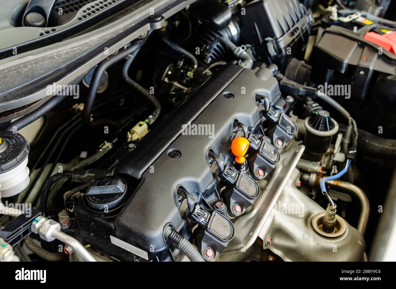 Autodetails - neuer moderner Autormotor. Stockfoto