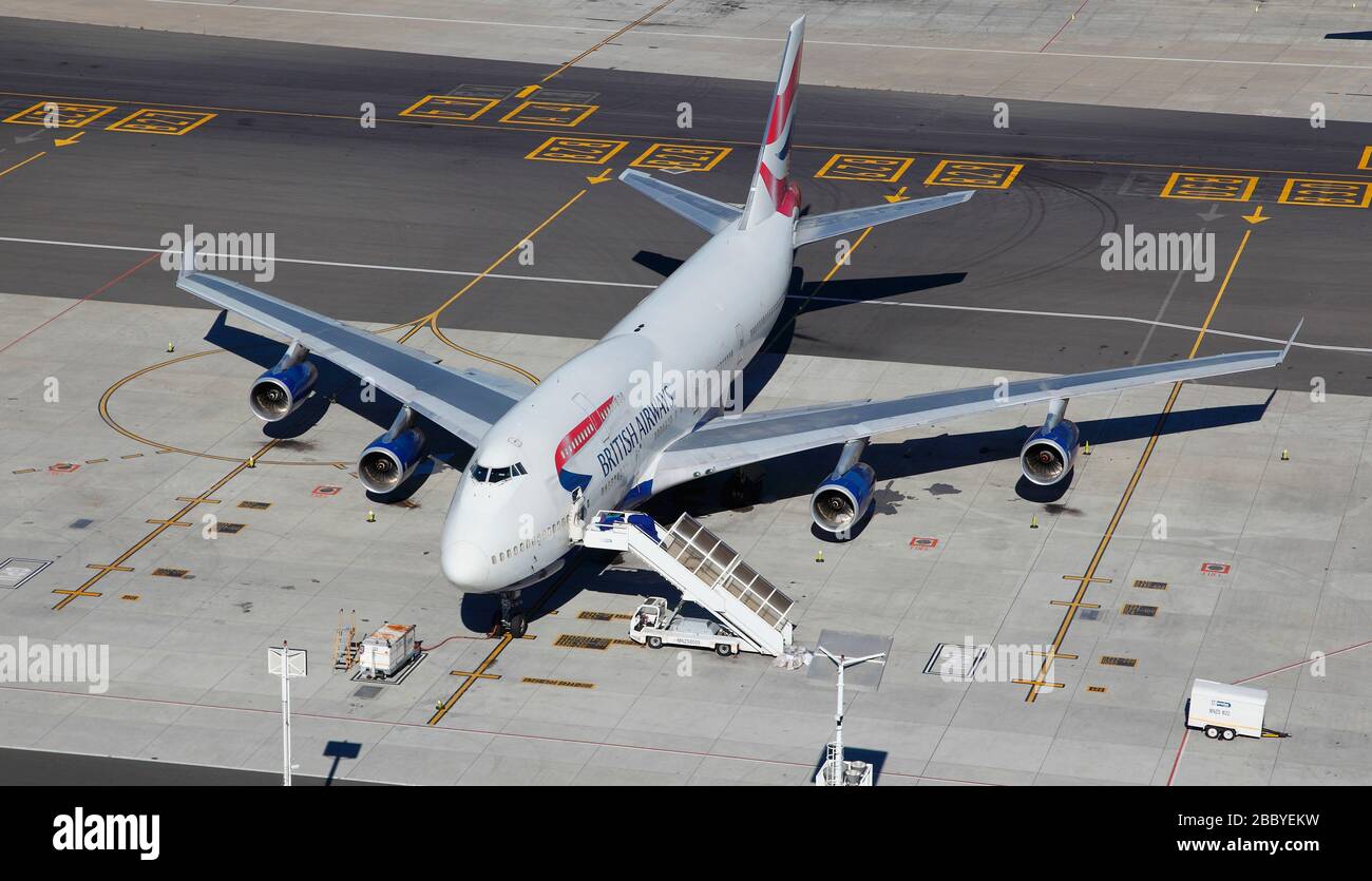 Luftaufnahme von British Airways am Cape Town International Airport Terminal Stockfoto