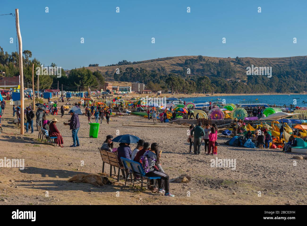 Strand von Copacabana, Titicacasee, Anden Mountains, Department La Paz, Bolivien, Lateinamerika Stockfoto Strand von Copacabana, Titicacasee, Anden Mountains, Department La Paz, Bolivien, Lateinamerika Stockfoto