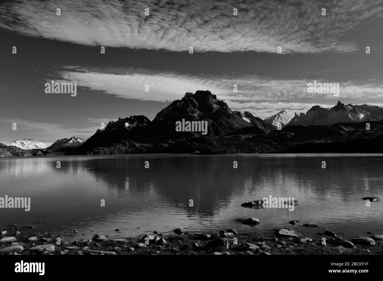 Blick über Lago Gray, den Nationalpark Torres del Paine, die Region Magallanes, Patagonien, Chile Stockfoto