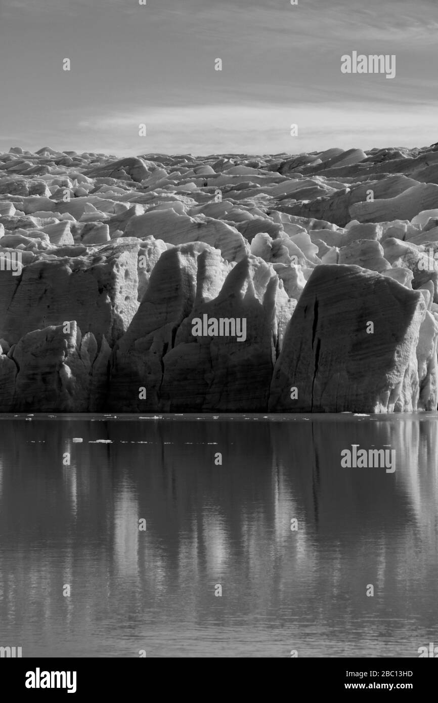 Blick auf den Grauen Gletscher, Lago Gray, den Nationalpark Torres del Paine, die Region Magallanes, Patagonien, Chile Stockfoto