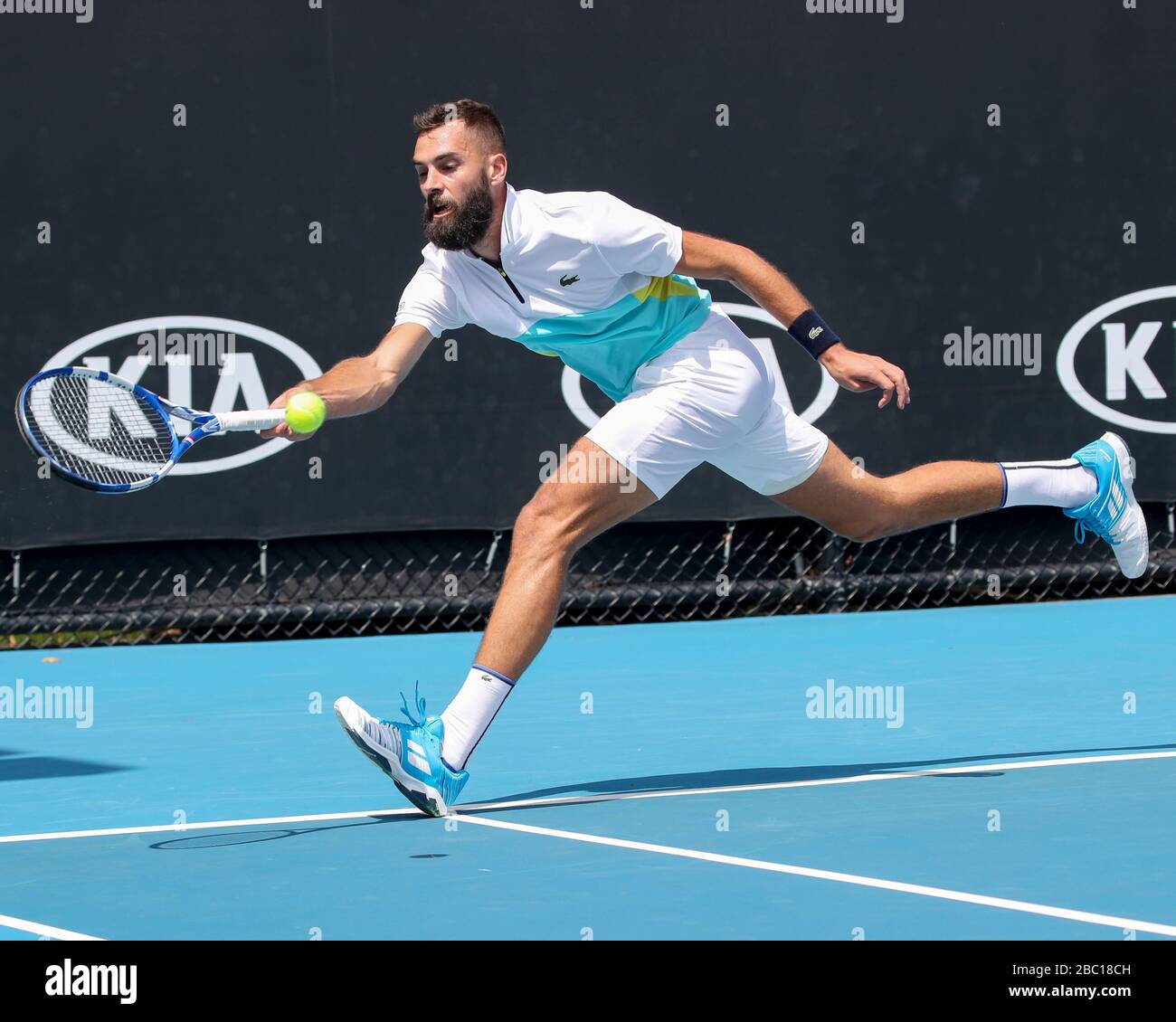 Der französische Tennisspieler Benoit Paire, der Voranschuss im Australian  Open 2020 Tennis Tournament, Melbourne Park, Melbourne, Victoria, Australien  spielt Stockfotografie - Alamy