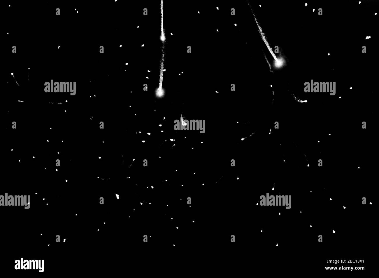 Sternschnuppen Schwarzweiss Stockfotos Und Bilder Alamy