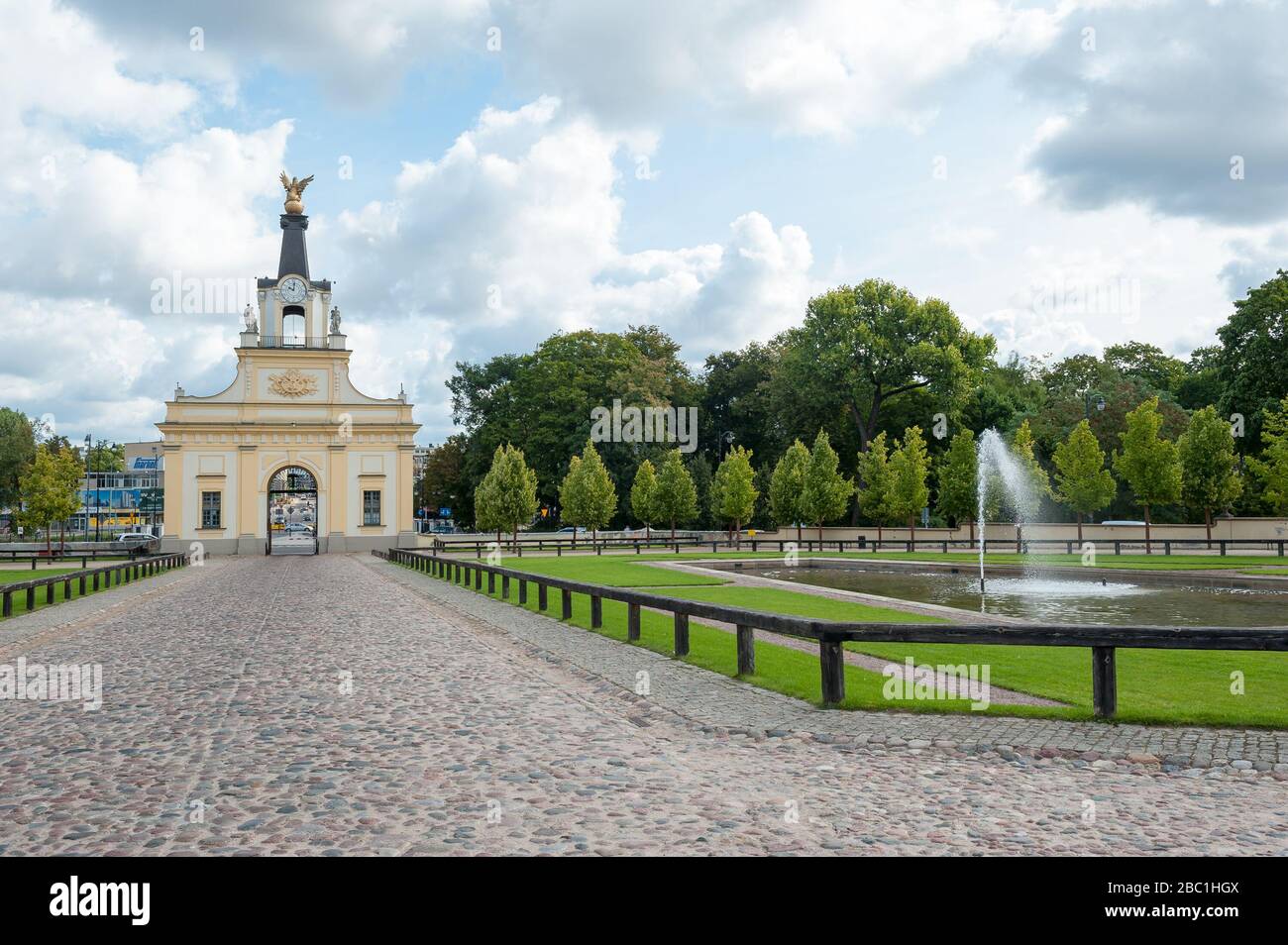 Das Haupttor des Branicki-Palastes in Białystok, der Wojewodschaft Podlaskie, Polen Stockfoto
