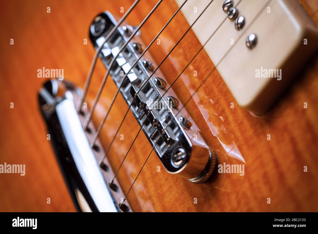 Detailbild einer klassischen E-Gitarre Stockfoto