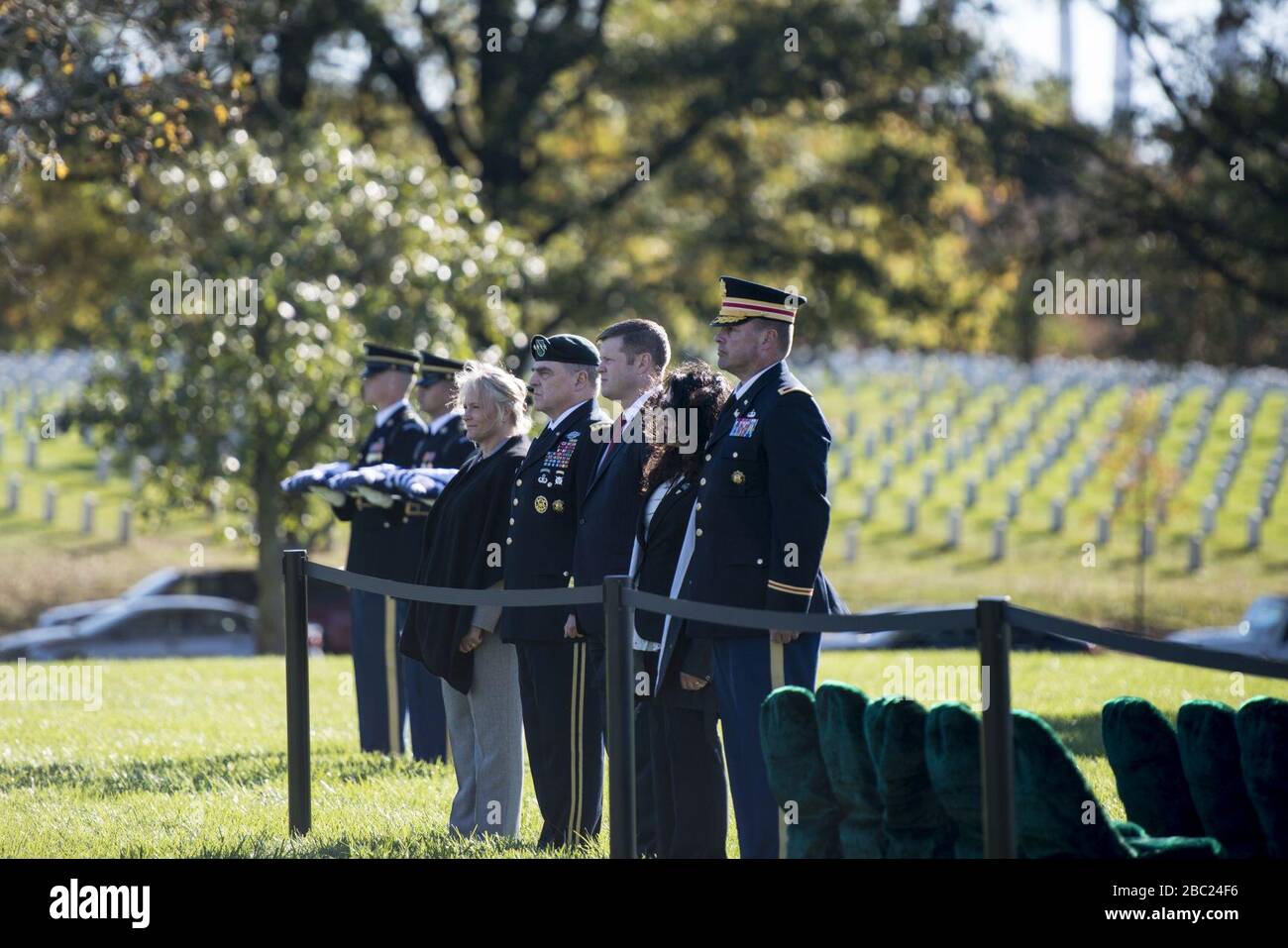 Graveside Service of U.S. Army Staff Sgt. Bryan Black in Abschnitt 60 des Nationalfriedhofs von Arlington (24199284078). Stockfoto