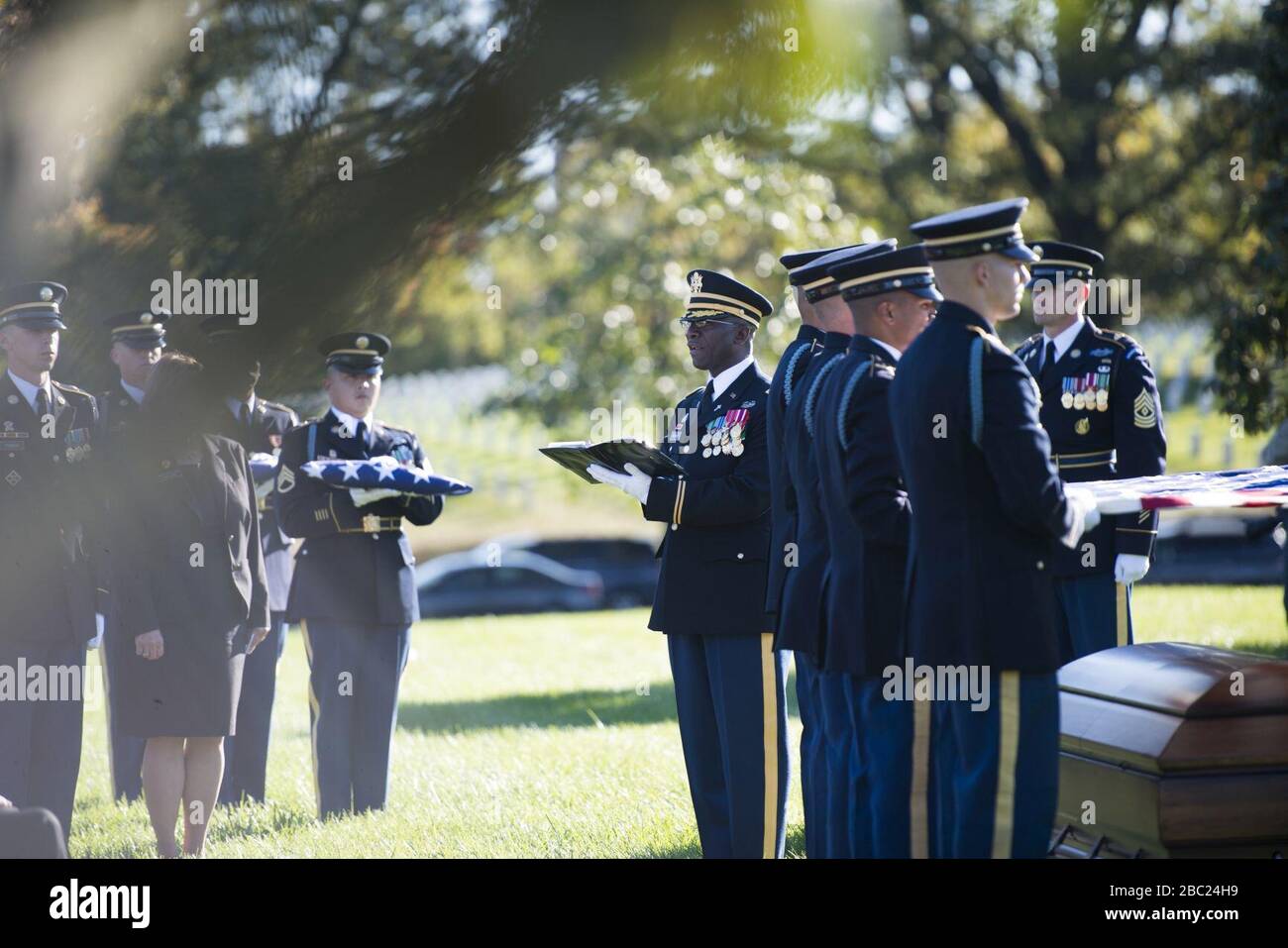 Graveside Service of U.S. Army Staff Sgt. Bryan Black in Abschnitt 60 des Nationalfriedhofs von Arlington (26275286009). Stockfoto