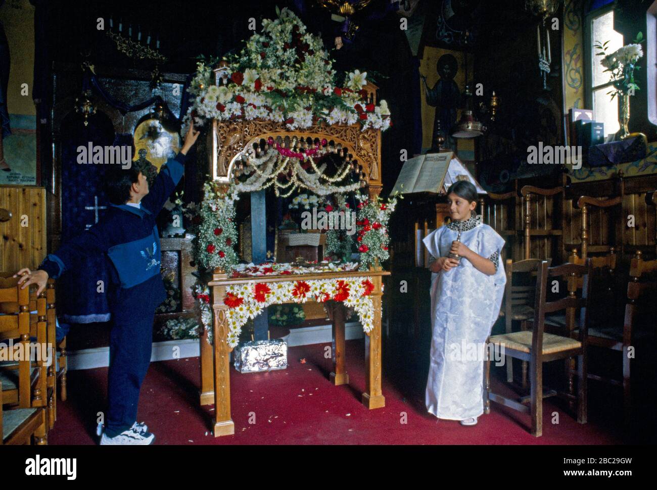 Vouliagmeni Athen Griechenland Ious Nicholas Easter griechisch-orthodoxe Kirche Stockfoto