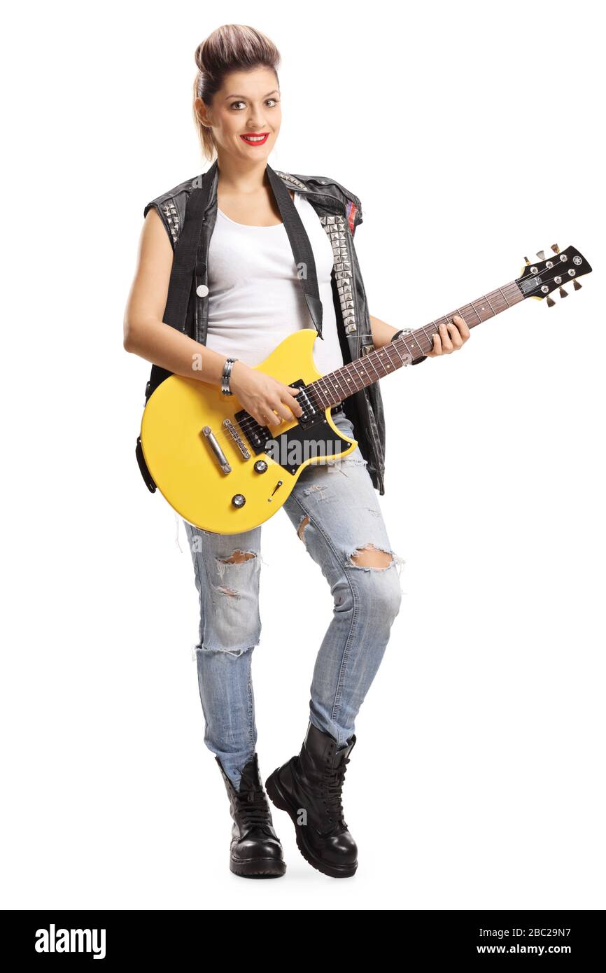 Langes Porträt einer Frau mit einer E-Gitarre, isoliert auf weißem Hintergrund Stockfoto
