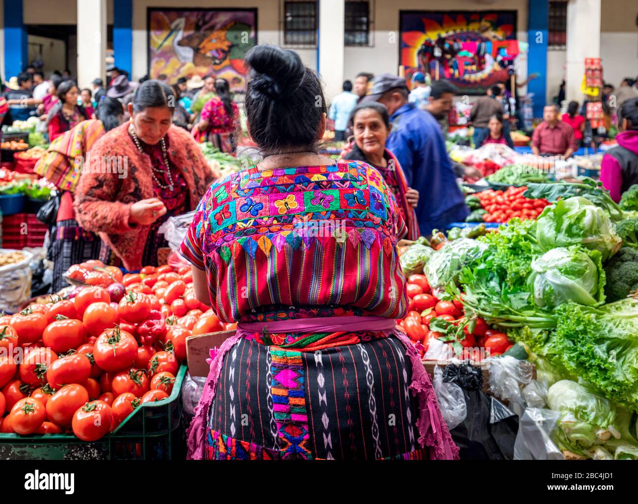 Gemüseabschnitt des Marktes in Chichicastenango, Guatemala. Stockfoto