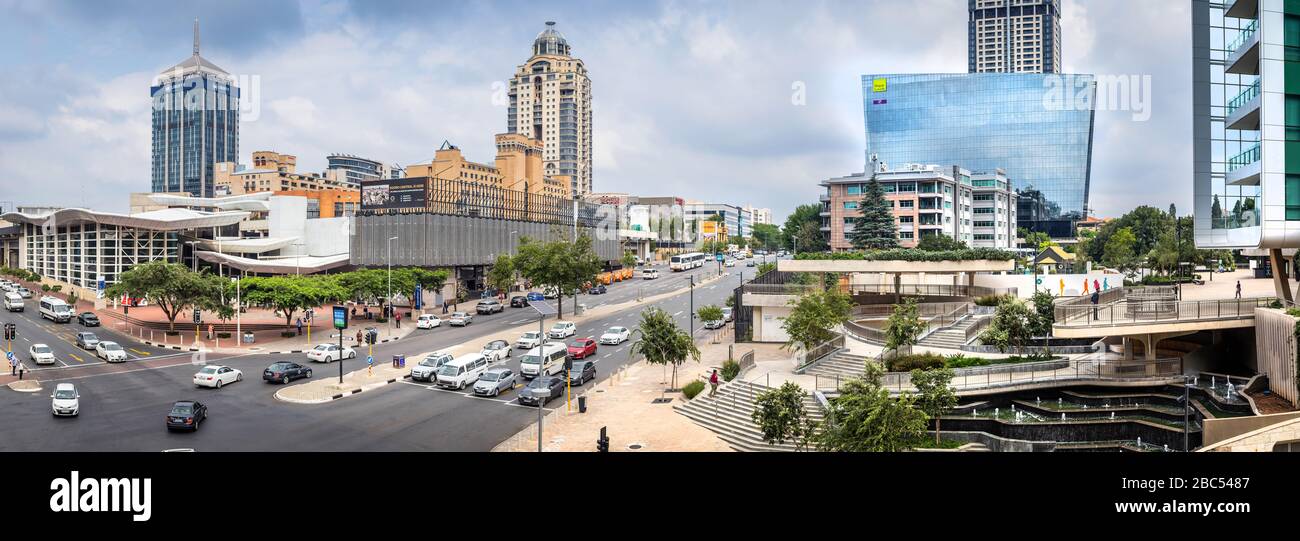 Johannesburg, Südafrika 18. Februar bis 2020: Panoramaaussicht auf das zentrale Geschäftsviertel Stockfoto