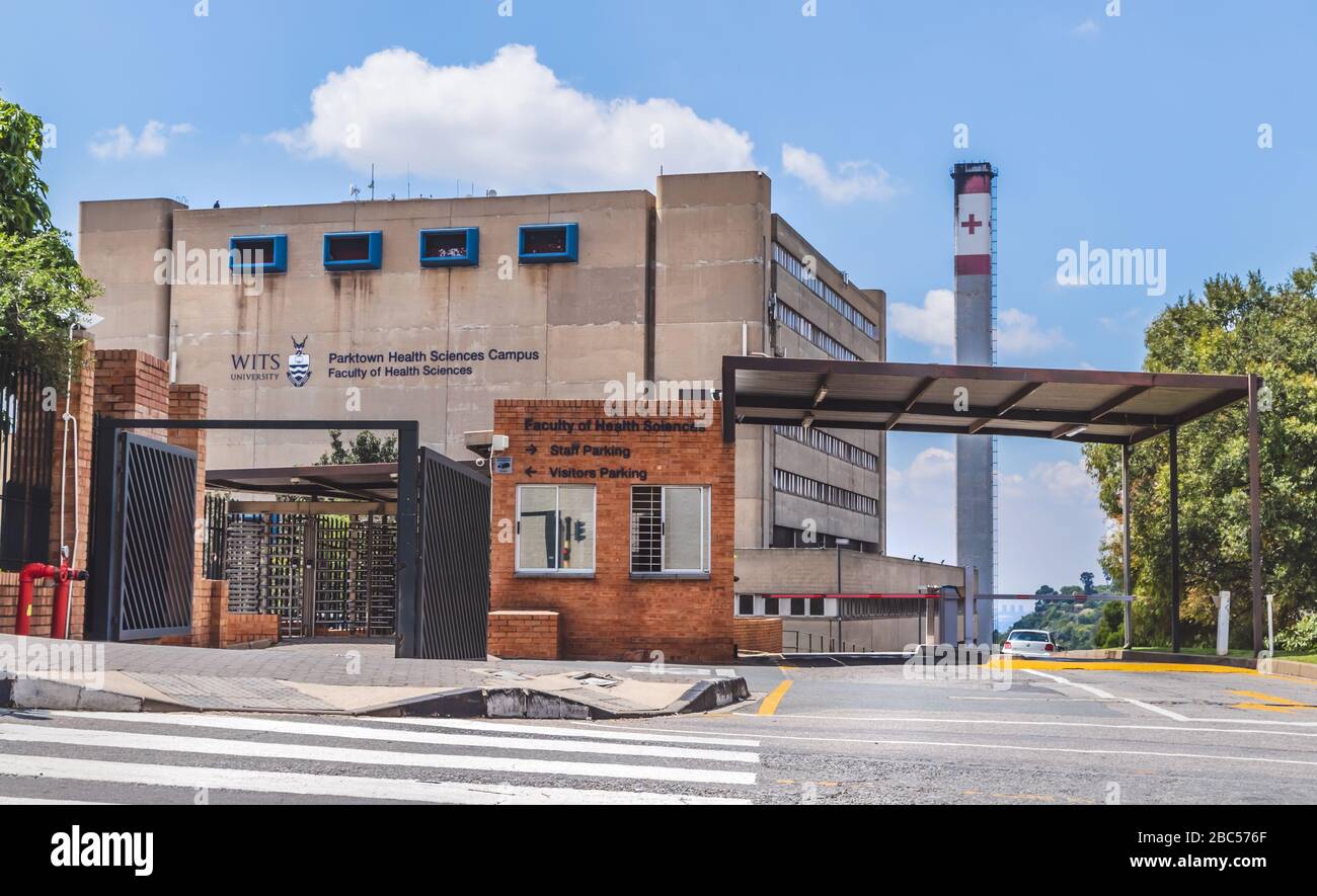 Johannesburg, Südafrika, 15. März bis 2020: Eintritt zum Campus für medizinische Universitätsunterweisung Stockfoto