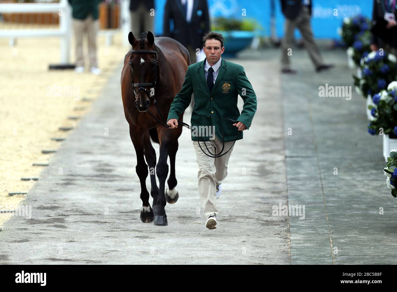 Der australische Sam Griffiths mit seinem Pferd Happy Times nimmt an der ersten Eventing Olympic Horse Inspection im Greenwich Park, London, Teil. Stockfoto