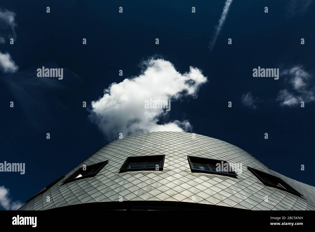 Ein allgemeiner Blick auf das Sir Colin Campbell Building auf dem Jubilee Campus der Universität Nottingham Stockfoto