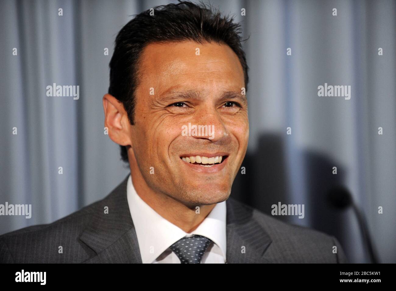 Mark Ramprakash gab während einer Pressekonferenz seinen Rücktritt vom First-Class Cricket bekannt Stockfoto