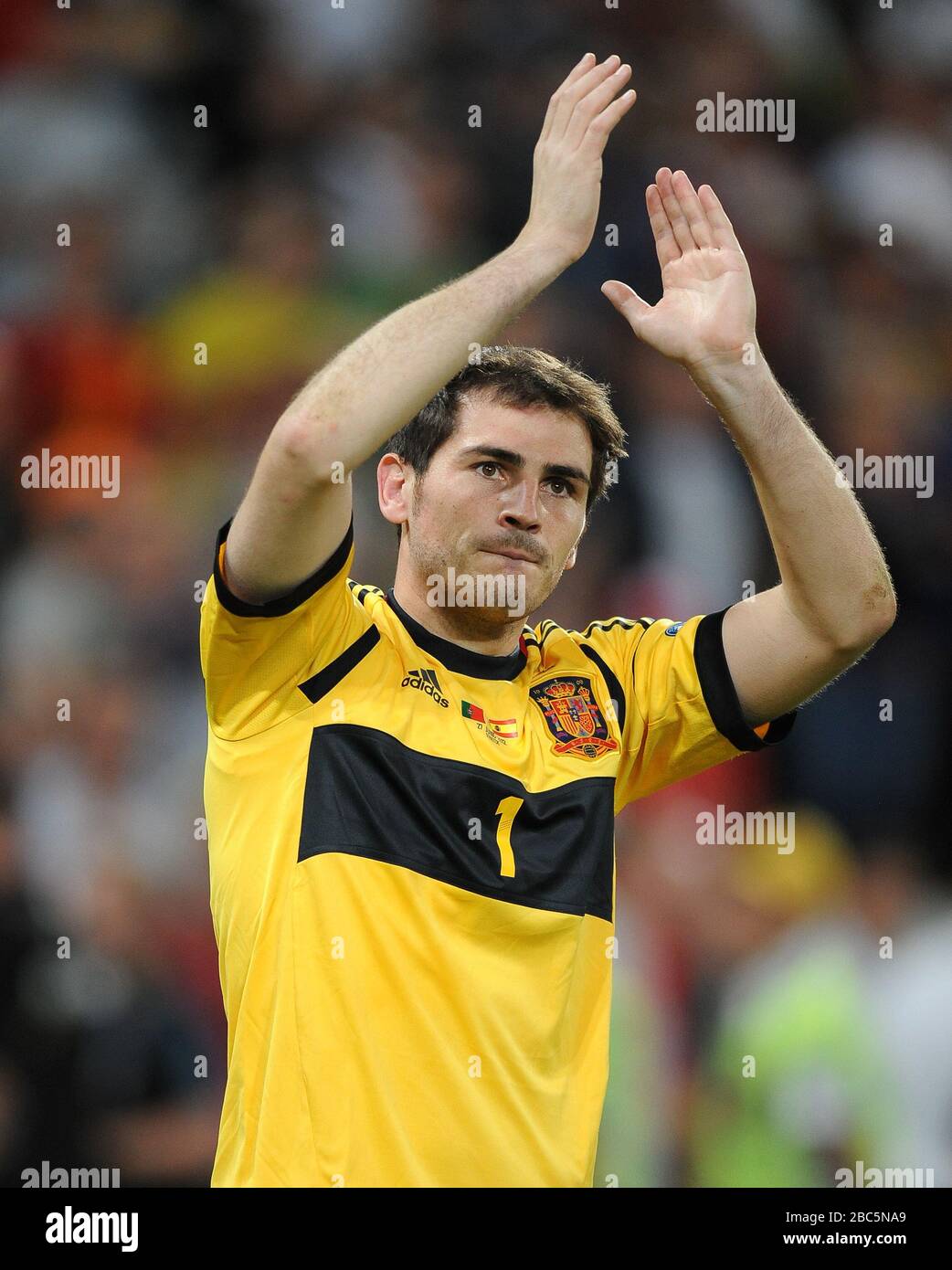 Spaniens Iker Casillas feiert nach dem Sieg im Penalty-Out Stockfoto