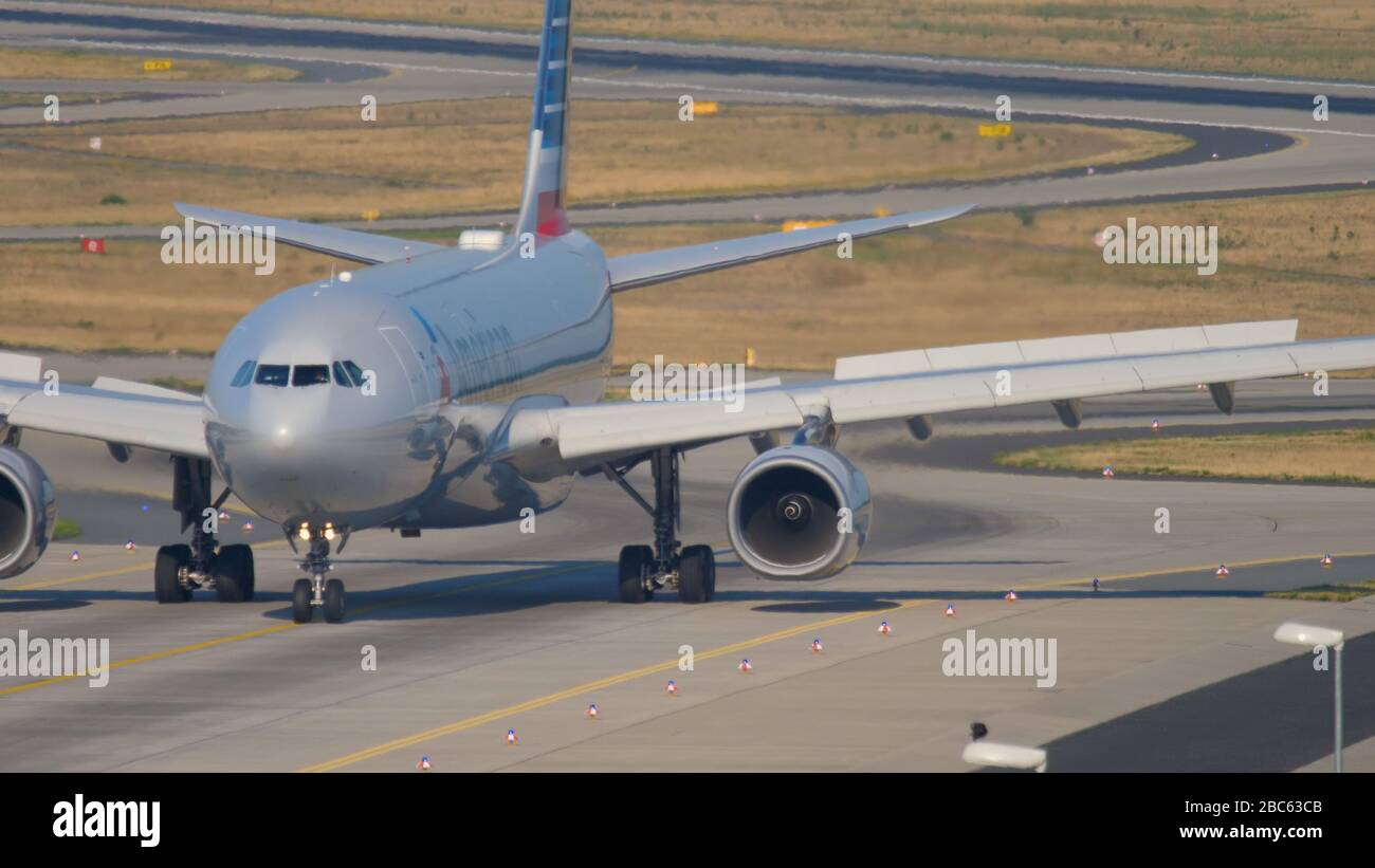 Airbus a330 330 -Fotos und -Bildmaterial in hoher Auflösung – Alamy