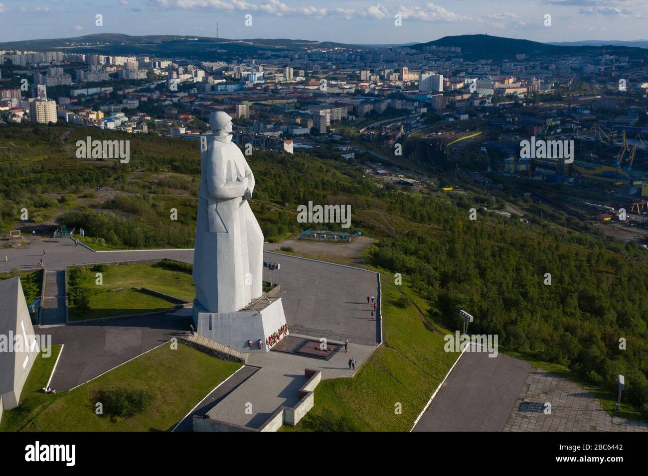 Das Denkmal "Versender der sowjetischen Arktis während der Jahre des zweiten Weltkriegs". Ein anderer Name für die Statue ist "Alyosha". Stockfoto