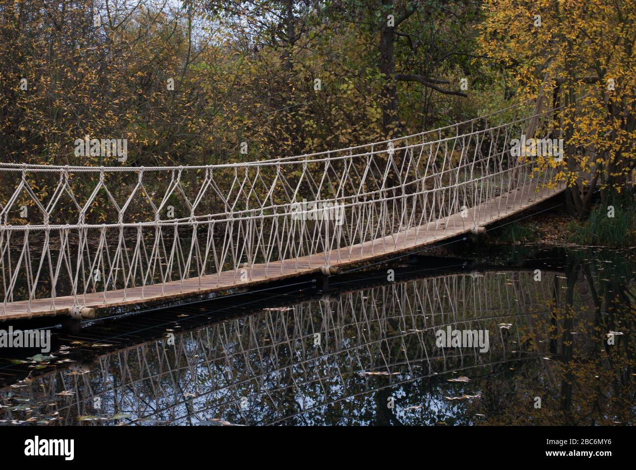 Seilhängebrücke Wetland Centre, Queen Elizabeth's Walk, Barnes, Richmond, London, SW13 9WT Stockfoto