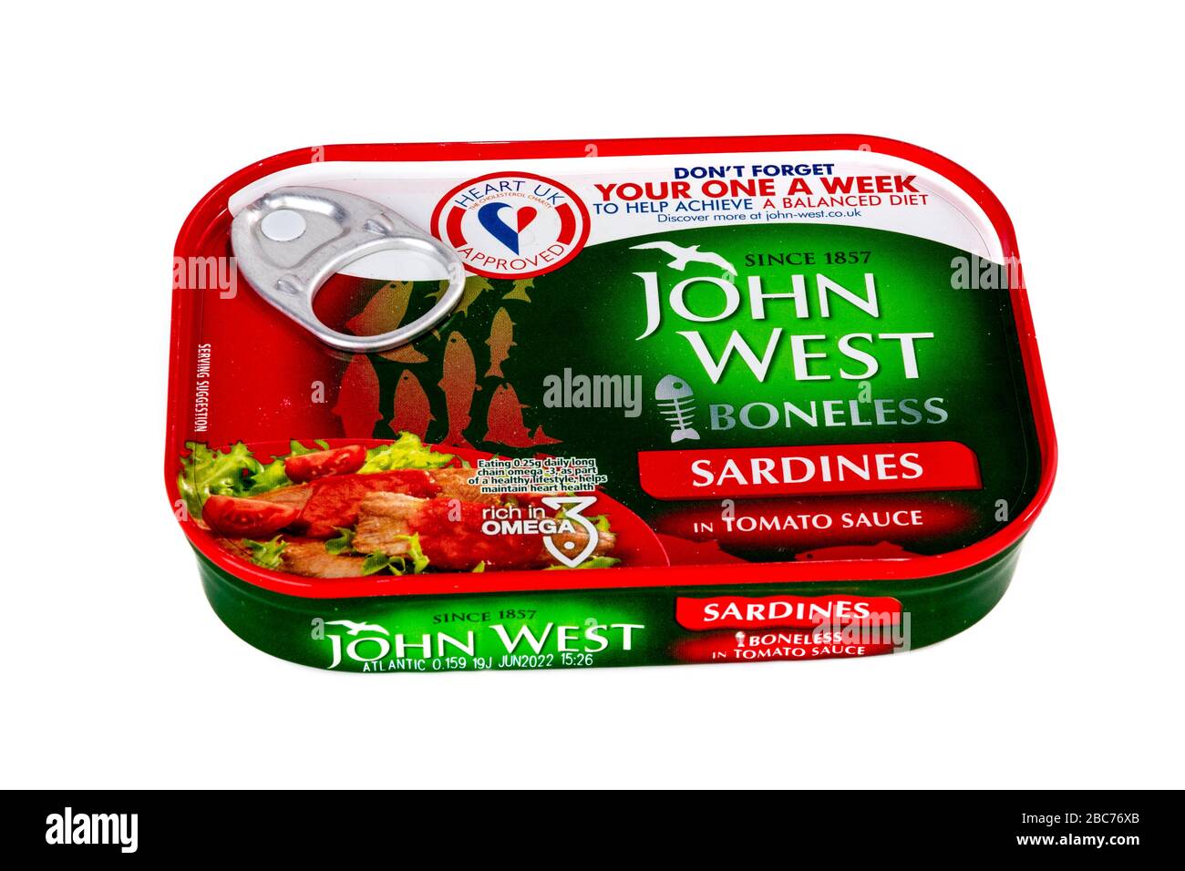 John West Boneless Sardinen Zinn, in würziger Tomatensauce, verzinnten Sardinen, Produktlogo john West Sardinen, Sardinzinn, John West, Marke, verzinnt, Zinn, Stockfoto