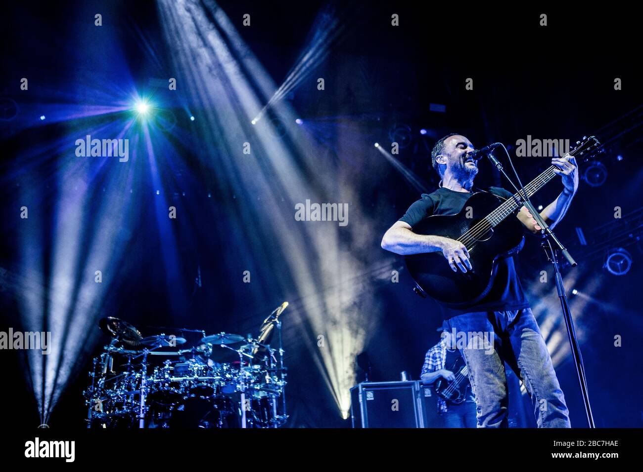 Kopenhagen, Dänemark. März 2019. Dave Matthesons Band führt ein Live-Konzert in der Royal Arena in Kopenhagen durch. Hier ist Sänger und Musiker Dave Mattheson live auf der Bühne zu sehen. (Foto: Gonzales Foto - lasse Lagoni). Stockfoto