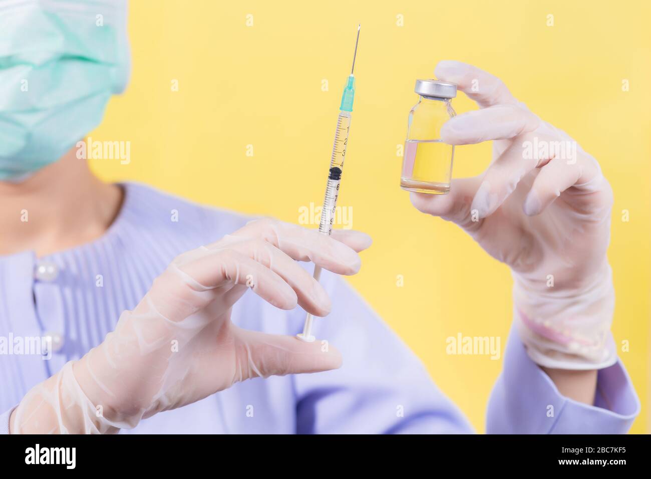 Impfung Injektion, Vorbeugung gegen pandemische Infektionen gegen Influenza-Coronavirus COVIC-19 Stockfoto