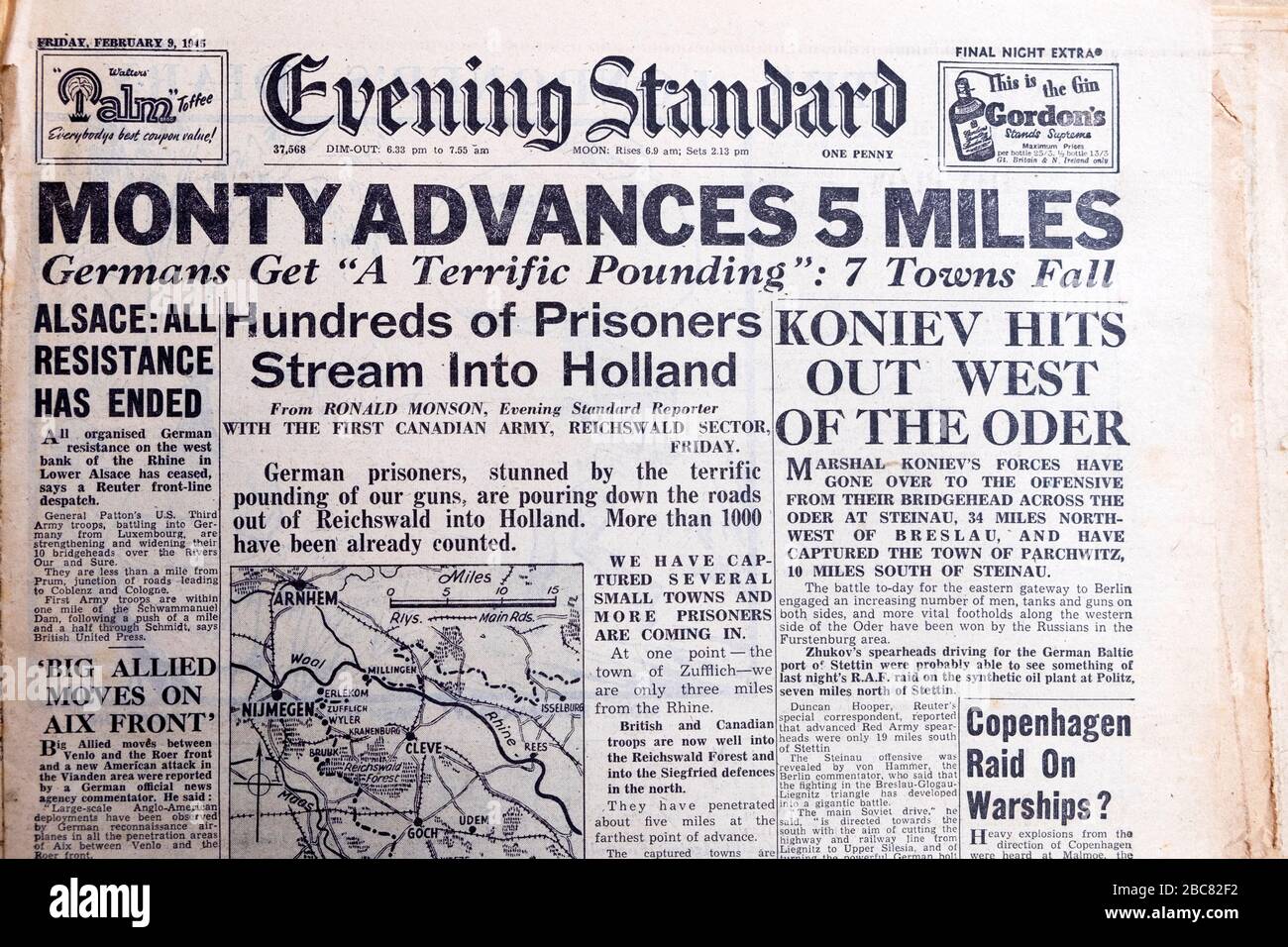 'Donty Advances 8 Meilen' Evening Standard WWII britische Zeitung Headline am 9. Februar 1945 London England Großbritannien Stockfoto