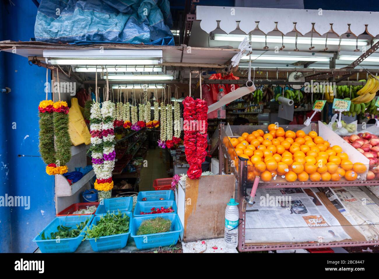 Das indische Brautblumen- und Obstgeschäft Little India ist ein Distrikt in Singapur Stockfoto