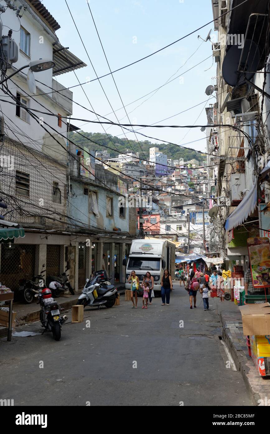 Die engen engen Gassen von Rocinha Favela Rio De Janeiro, Brasilien Stockfoto