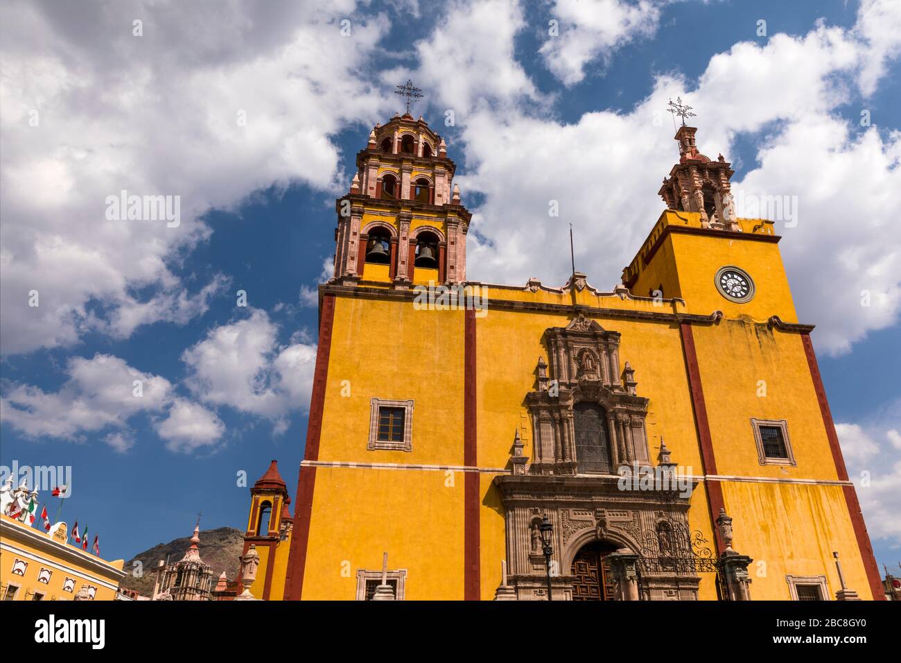 Mexiko, Guanajuato, die Basïlica de Nuestra Seńora de Guanjuato, die Hauptkirche der Stadt. Spanische Kolonialarchitektur. Stockfoto