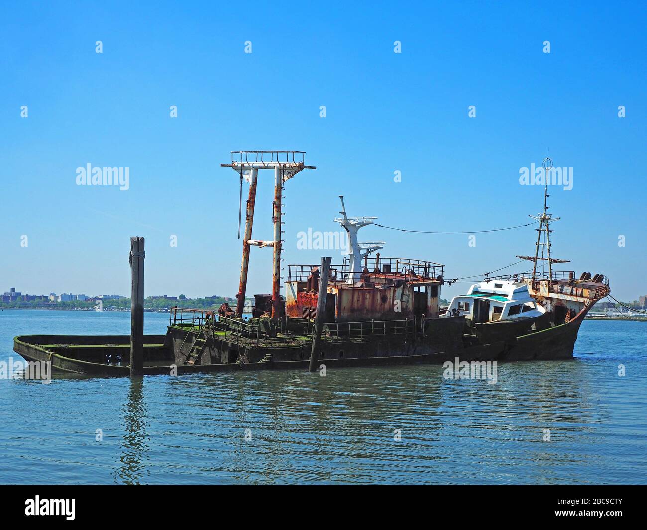 Sinkendes Schiff, Queens, New York, USA Stockfoto