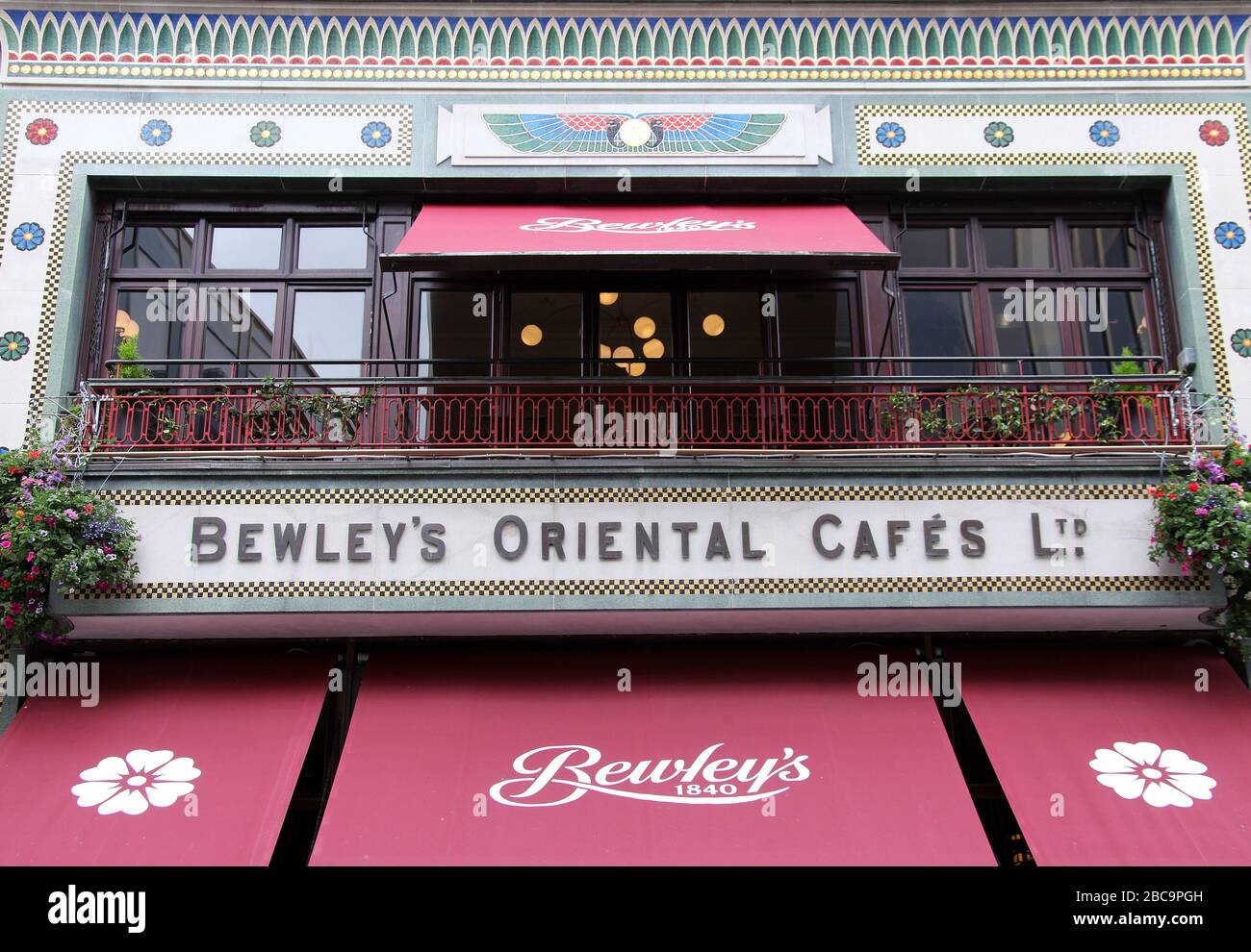 Bewleys berühmtes Café in der Grafton Street im Herzen Dublins Stockfoto